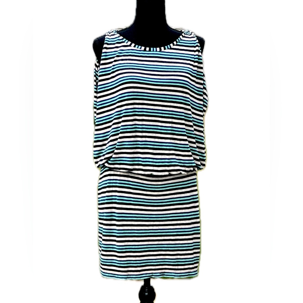 Max Mara Jersey dress with shoulder cut out